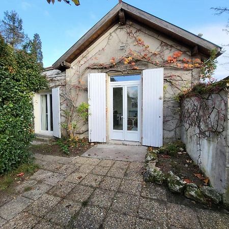 Appartement La Verrerie, Terrasse Et Jardinet Cognac Bagian luar foto